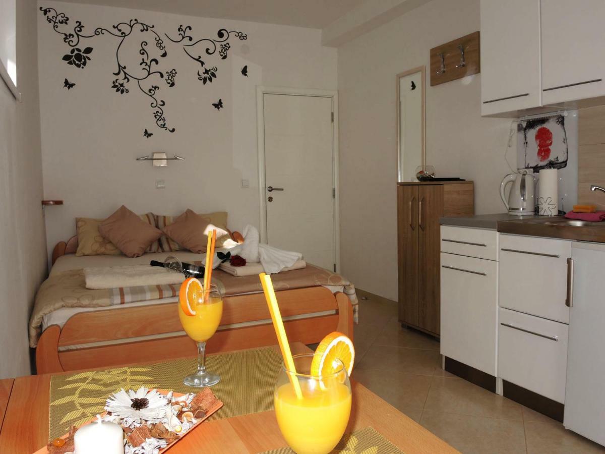 Iva Apartmani Tribalj المظهر الخارجي الصورة